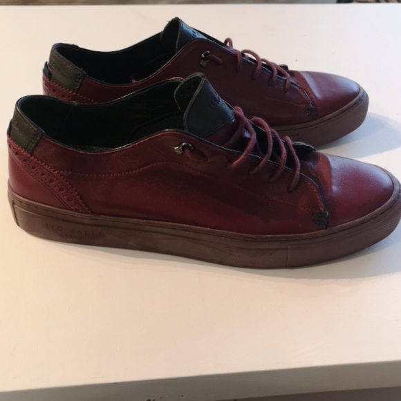 COPY - Ted Baker London - Picture 1 of 4